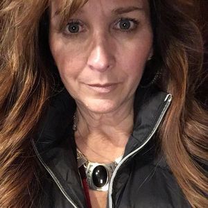 Meet your Posher, Annette